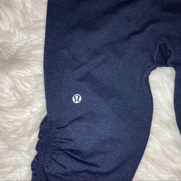 Lululemon In the Flow Crop II - Picture 11 of 12